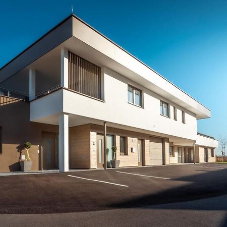 Apartamento Wohn.Genuss App Traumhaus Schladming Exterior foto